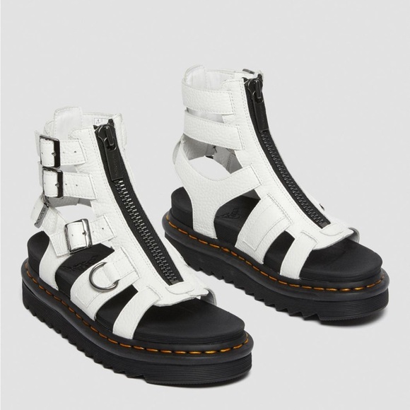 DR MARTENS OLSON ZIPPED LEATHER STRAP SANDAL SIZE: 8 - Picture 8 of 9